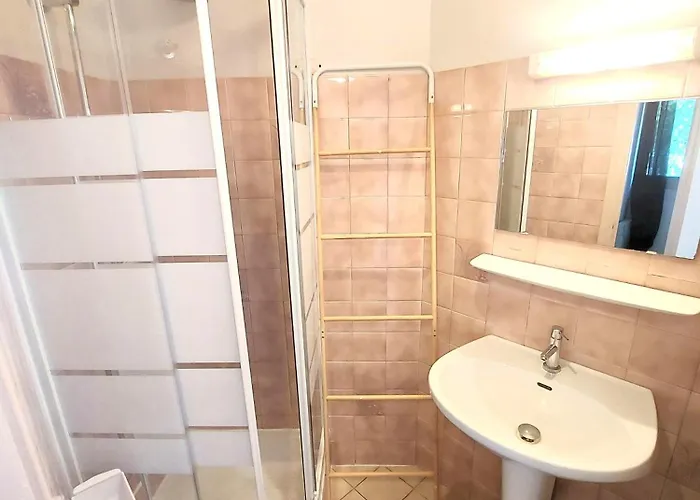 Terrasse Privative Etage Soleil Catalan 150m 4 Pers Animaux Cheque Vacance