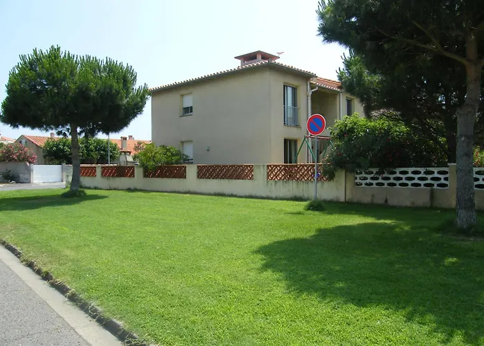 Appartement Terrasse Privative Etage Soleil Catalan 150m 4 Pers Animaux Cheque Vacance Saint-Cyprien (Pyrenees-Orientales)